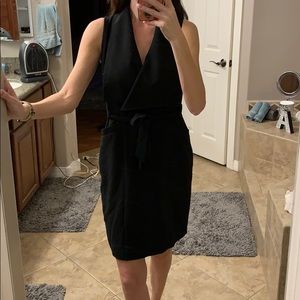 Black Sleeveless Front Tie Dress 👗